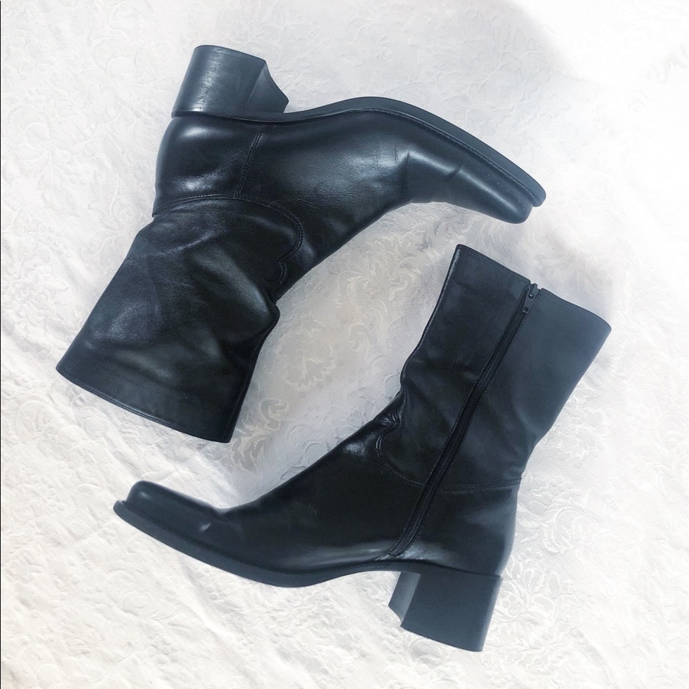Franco Sarto leather black heel zipper boots